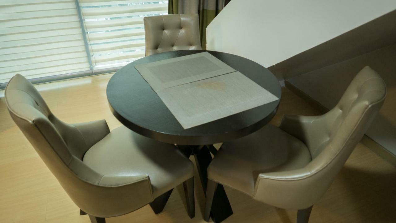 Avant Serviced Suites - Personal Concierge Manila Exteriér fotografie